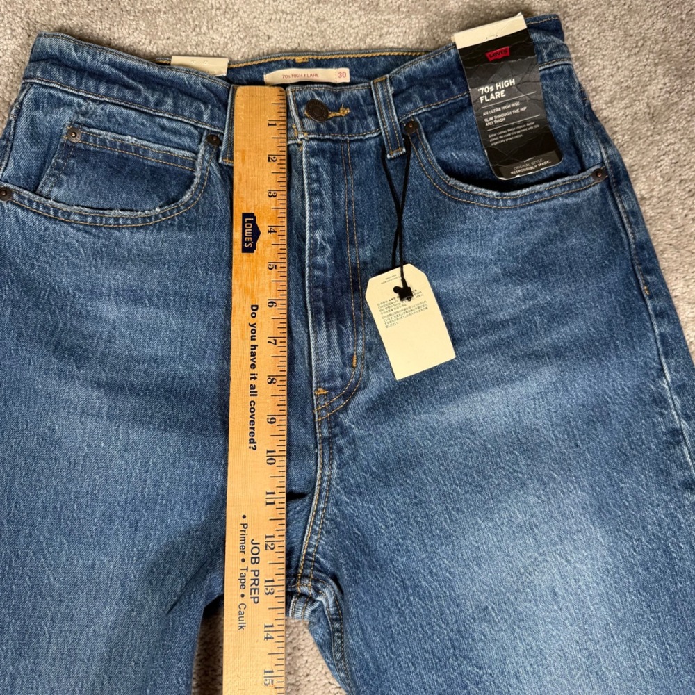 Levis 70s High Flare Jeans Blue‎ Denim Distressed Raw Hem Women's 30x32 NEW - Picture 4 of 12